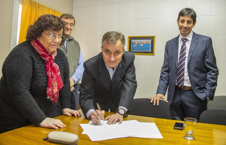 firma a